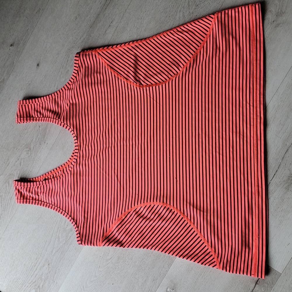 Zella slim fit tank top pink stripe medium